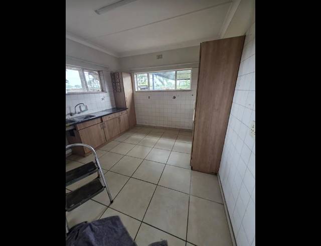 3 BEDROOM PROPERTY TO RENT IN BREDELL